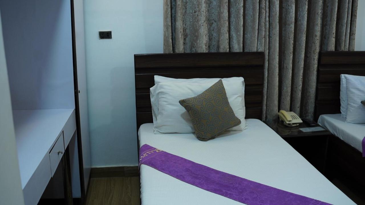 Hilton Bayview Lnn Hotel Karachi Luaran gambar