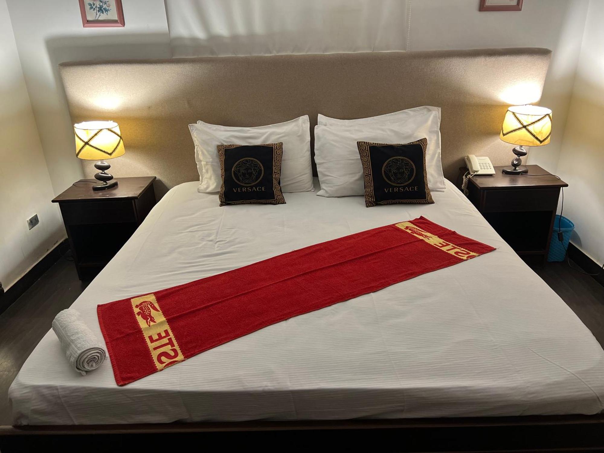 Hilton Bayview Lnn Hotel Karachi Luaran gambar
