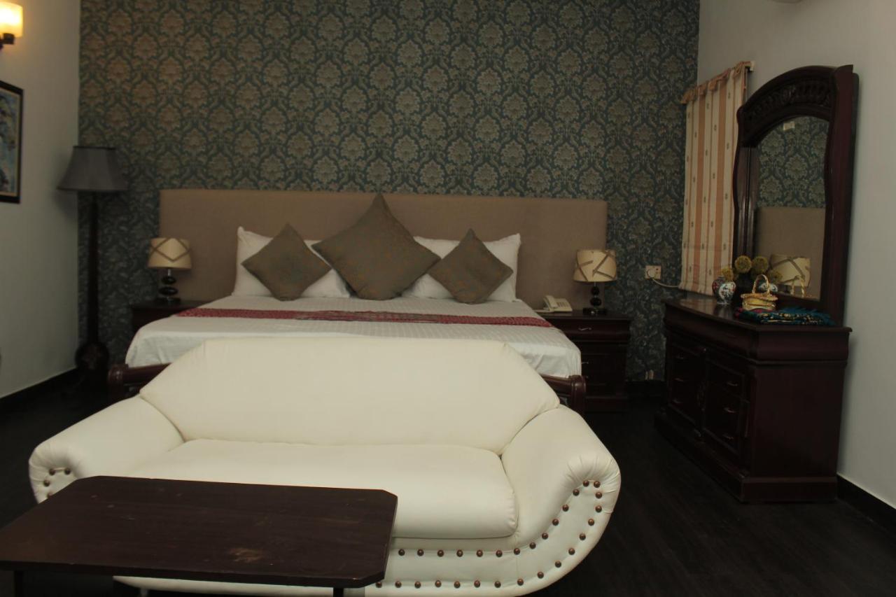 Hilton Bayview Lnn Hotel Karachi Luaran gambar